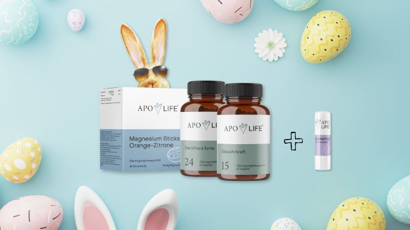Bild zum Oster-Special 2026 für ApoLife Produkte mit vier ApoLife Produkten, Ostereiern und dem Osterhasen.